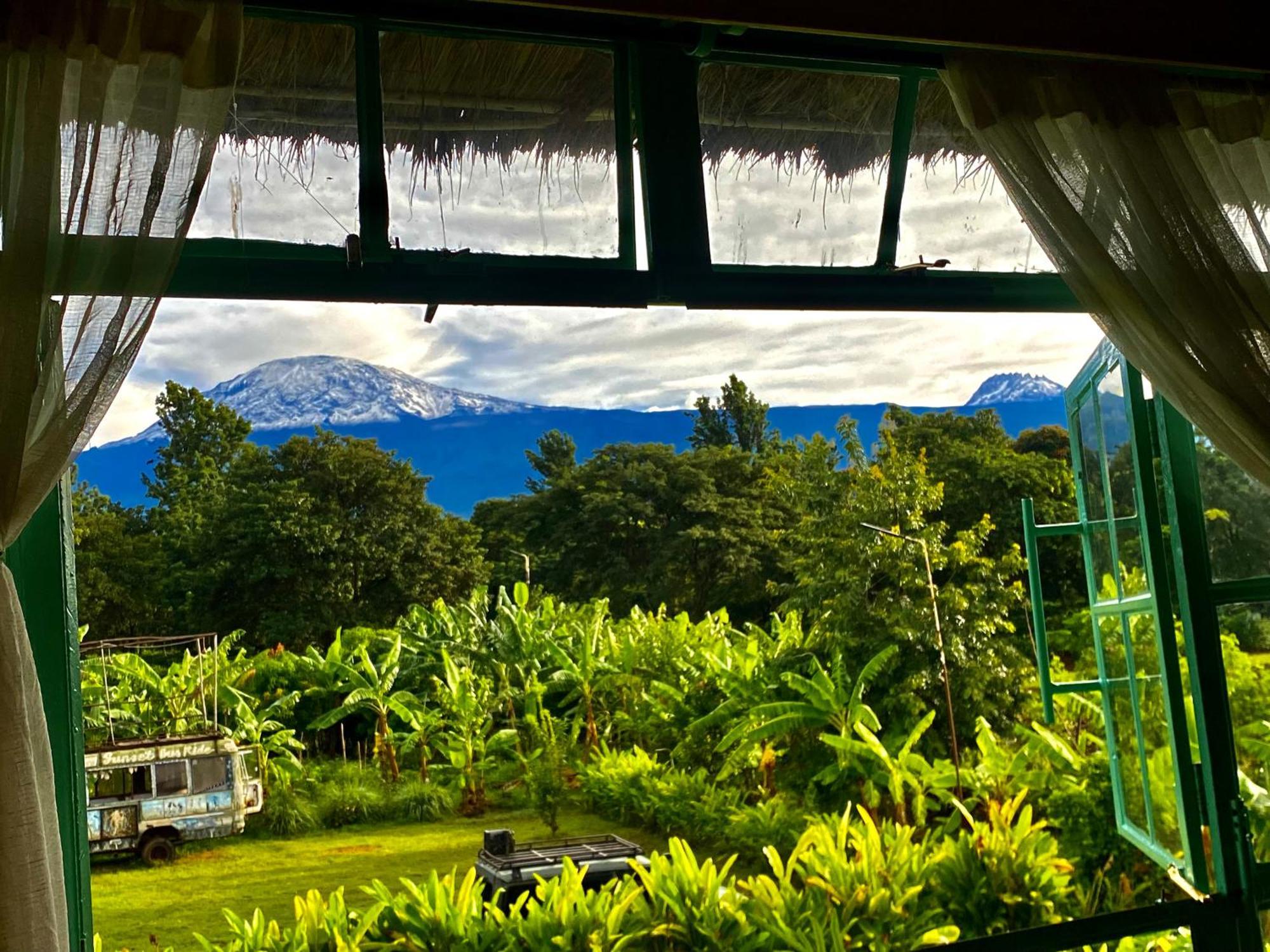 Mount Kilimanjaro 360 View Cottage Uru Bagian luar foto